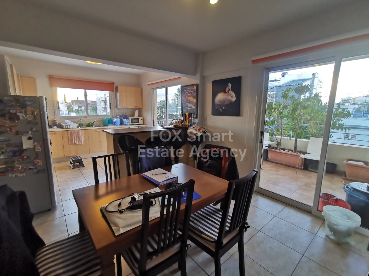 48058