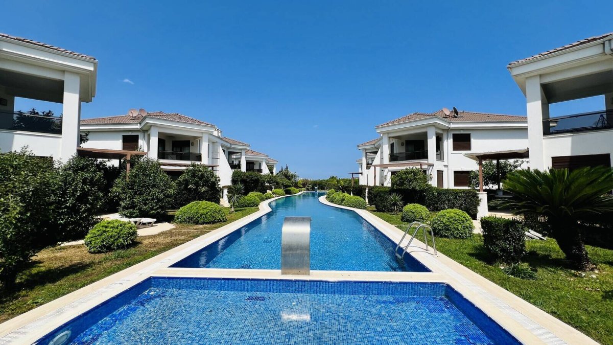 AYT-4396-3-SemiDetachedVilla