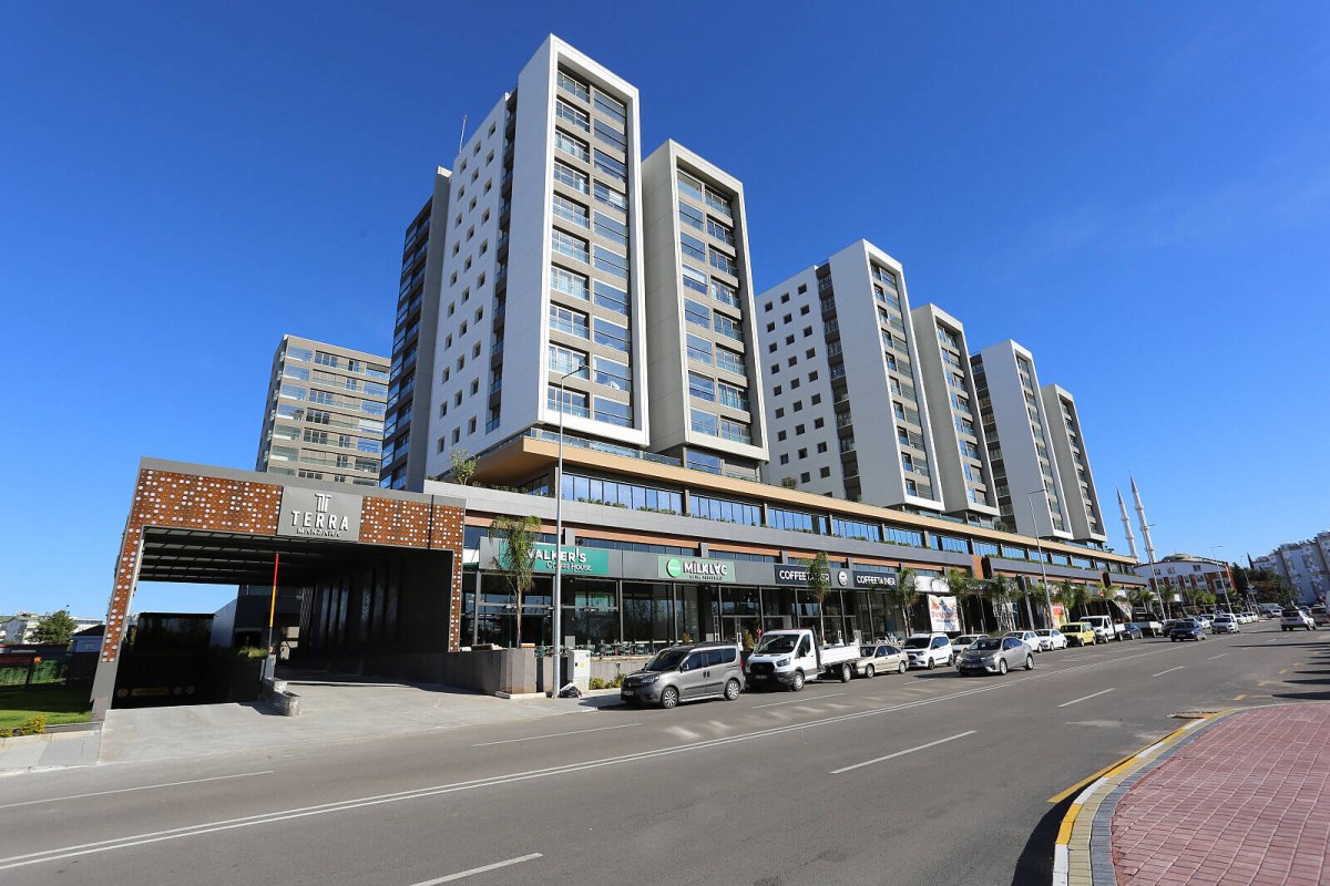 AYT-4221-2-MiddleFloor