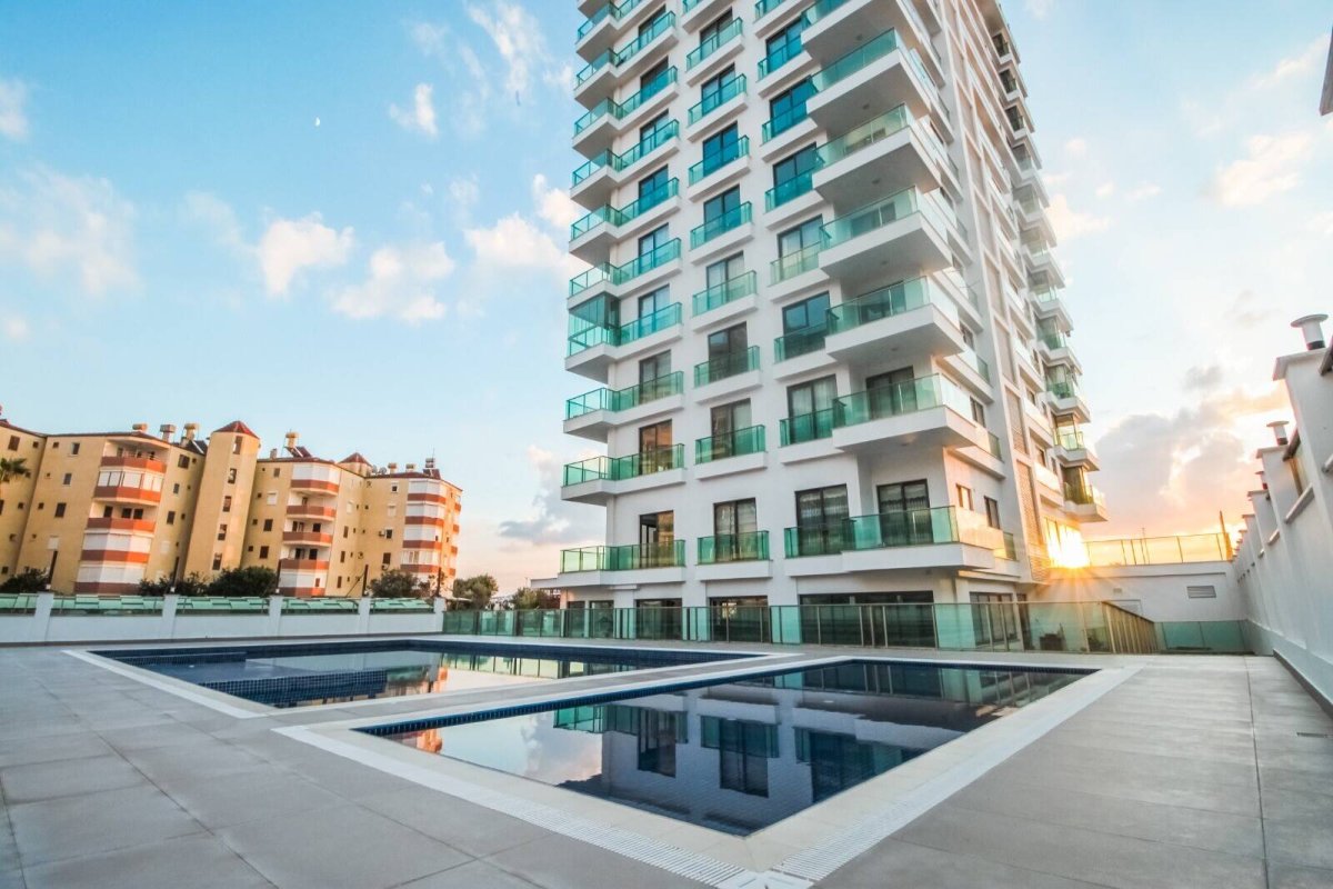 AYT-4252-2-MiddleFloor