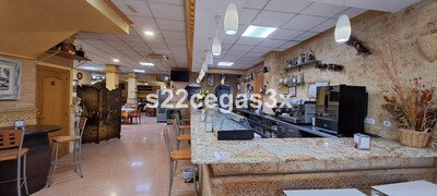 R4939984