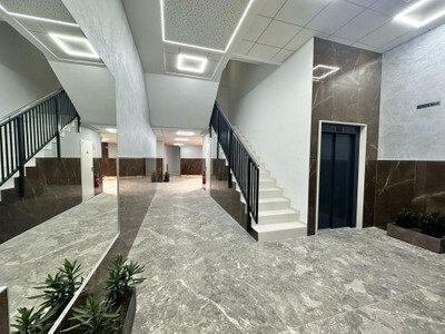 R4995016