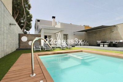 R4939417
