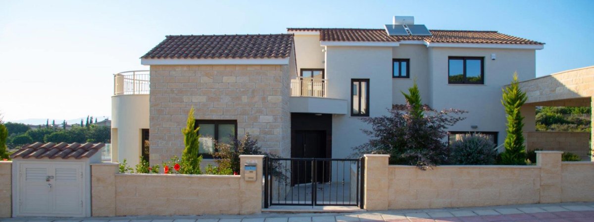 3181