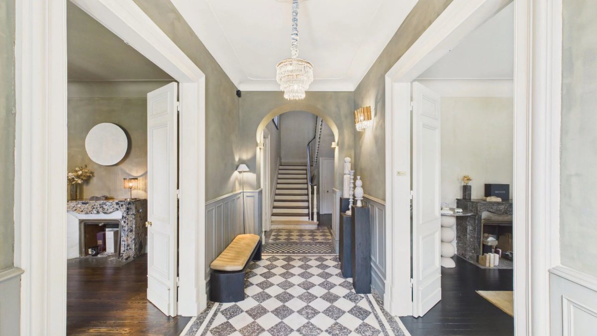 31614