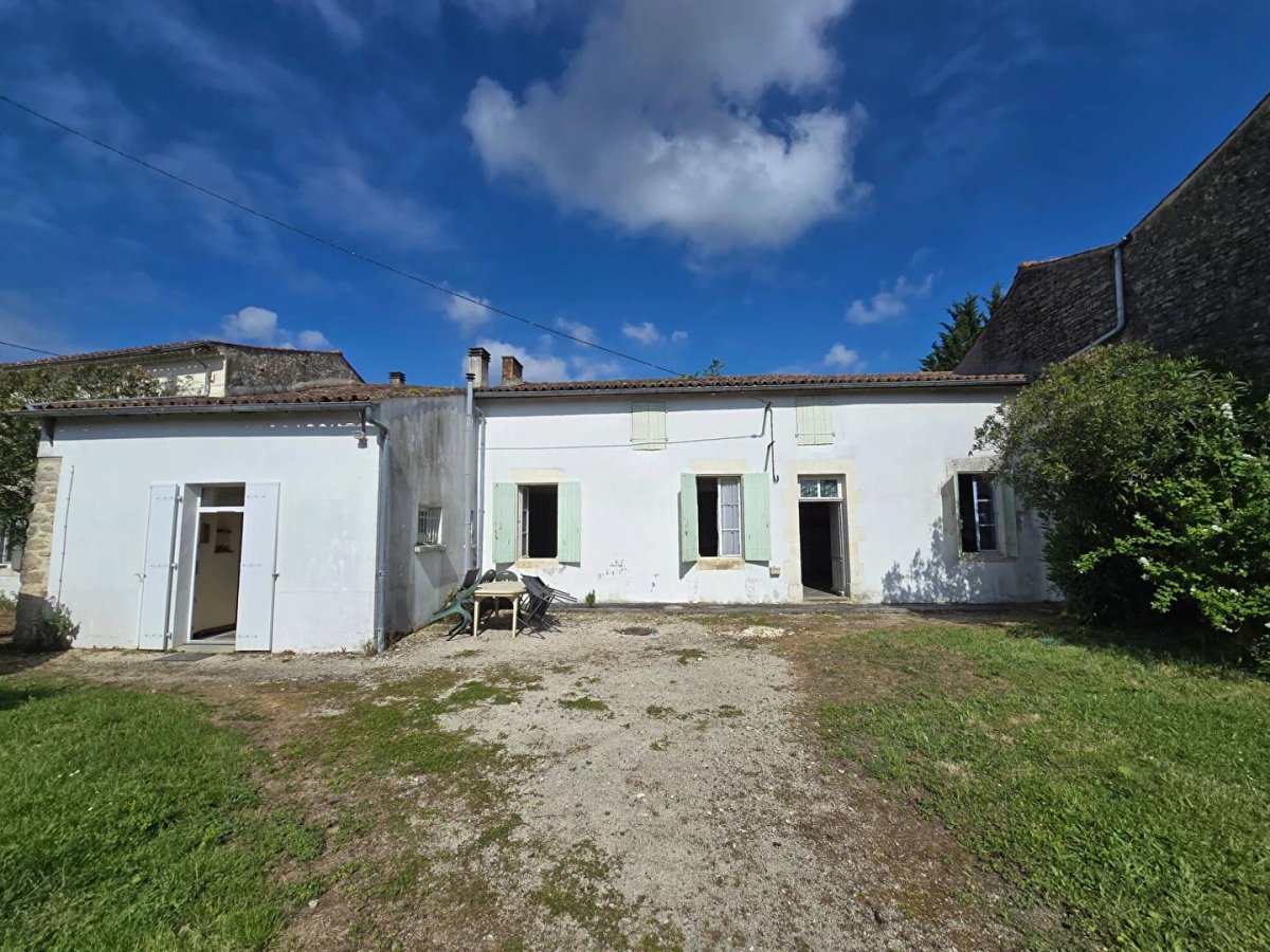 31910